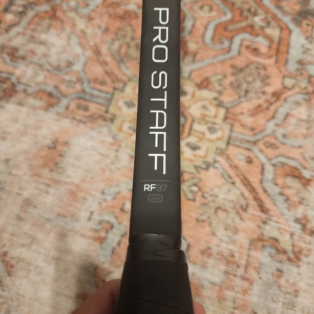 Wilson Pro Staff Rf97 Tennis Racket - Picture 2 of 9